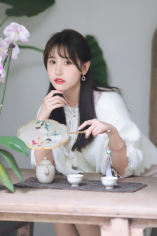 我就在外面蹭一下在线观看